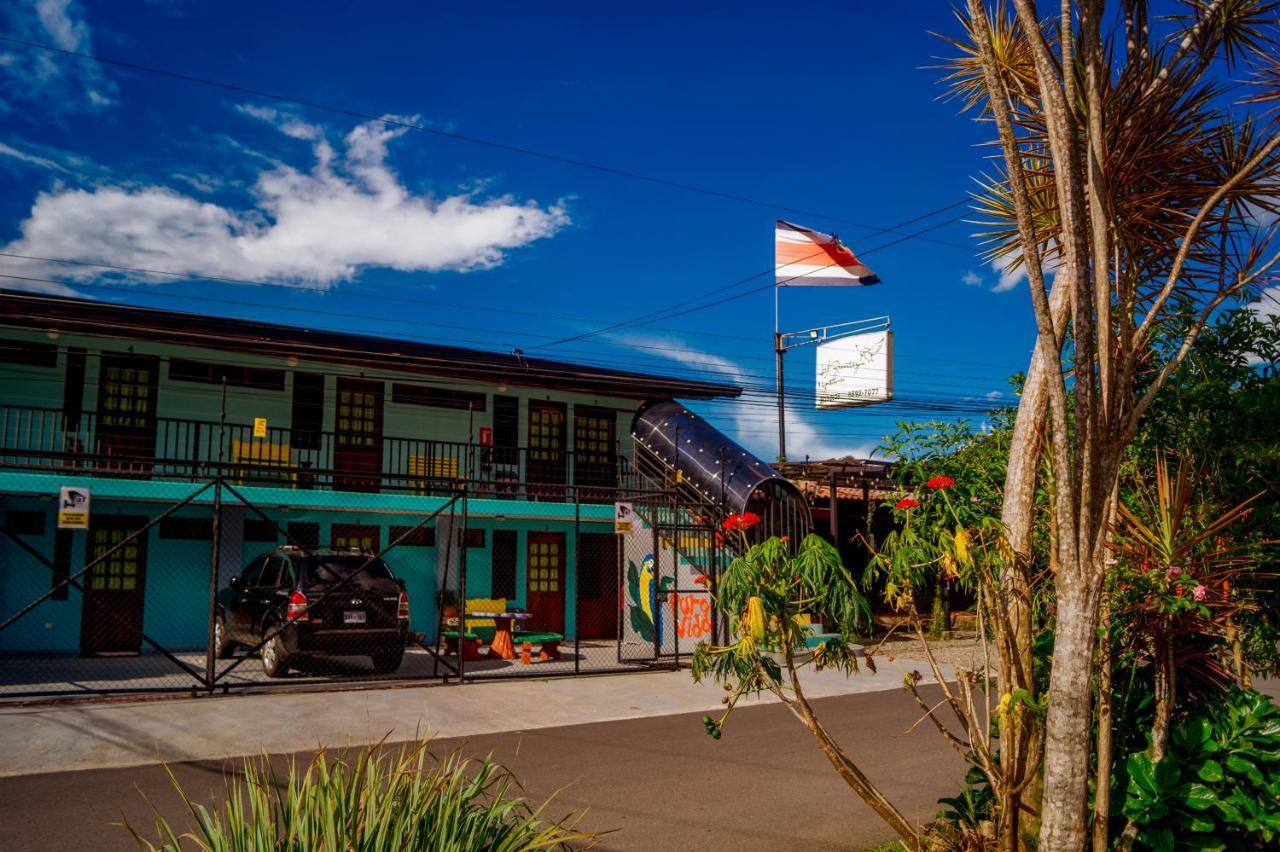 Hotel Reventazon Orosí エクステリア 写真