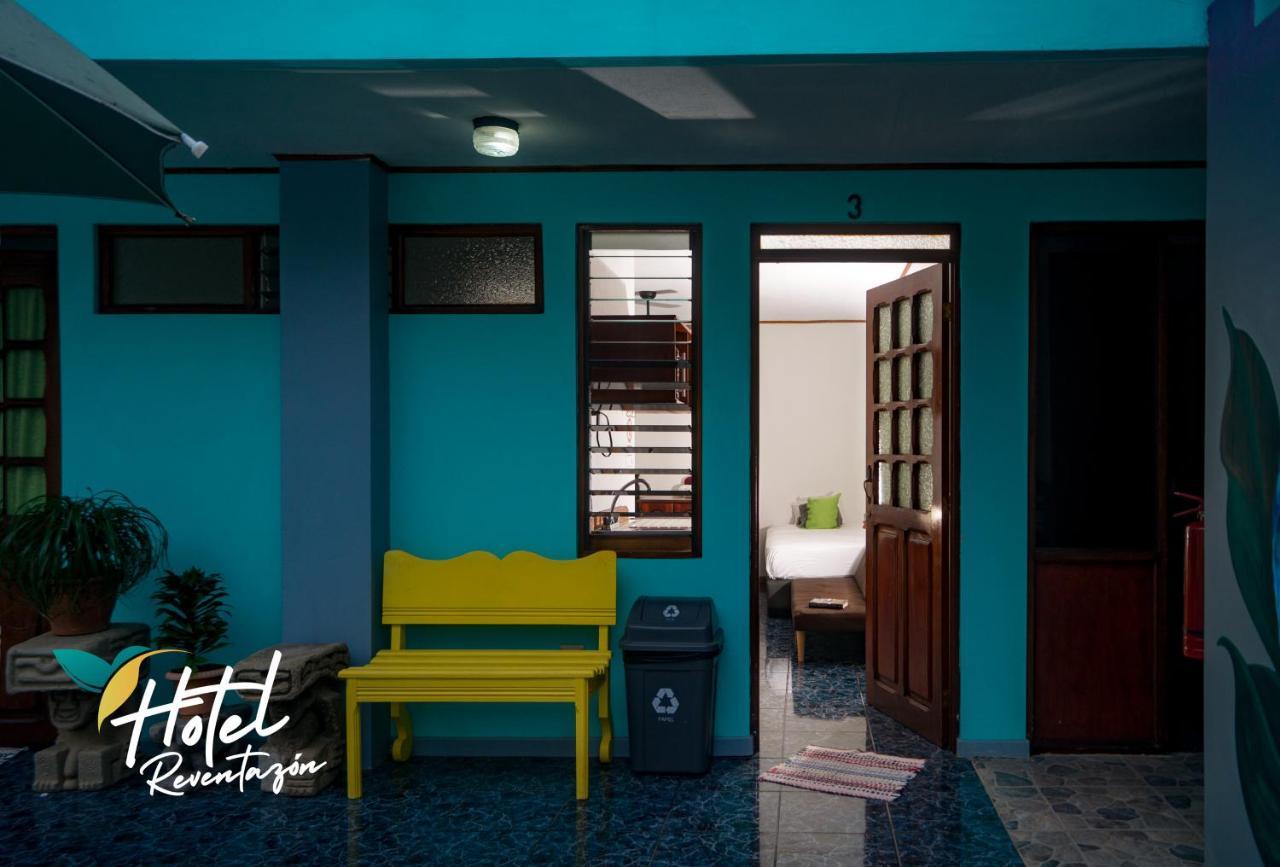Hotel Reventazon Orosí エクステリア 写真
