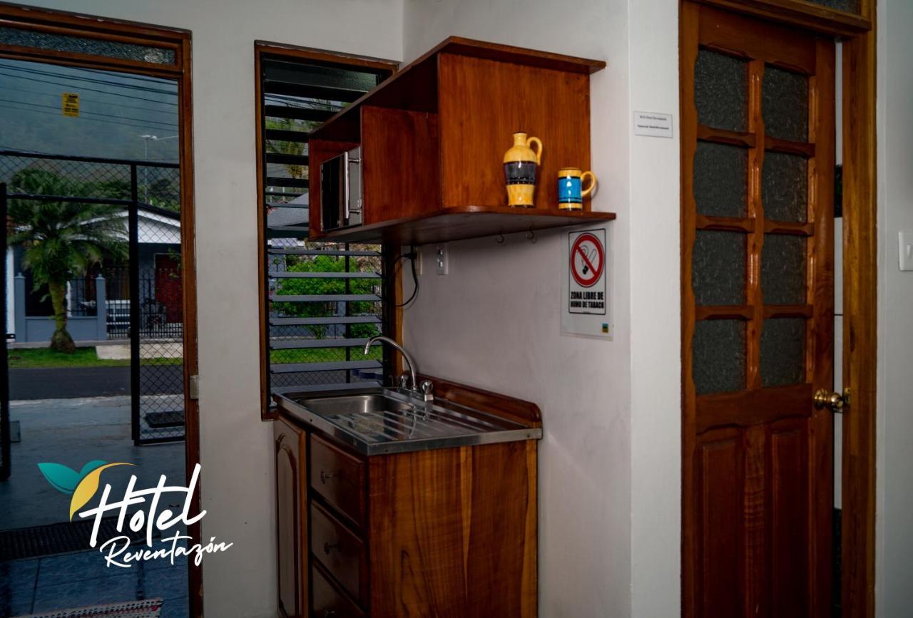 Hotel Reventazon Orosí エクステリア 写真