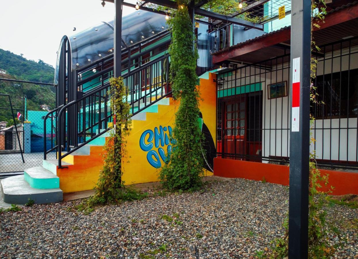 Hotel Reventazon Orosí エクステリア 写真